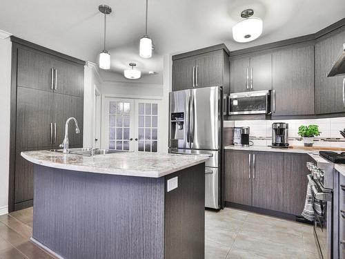 Kitchen - 101-82 Rue Bruno-Dion, Blainville, QC - Indoor Photo Showing Kitchen With Upgraded Kitchen