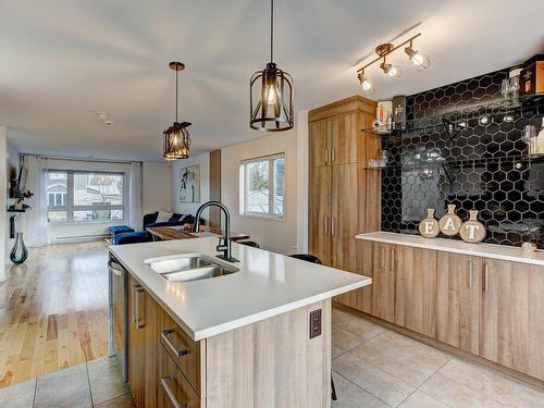 Kitchen - 4750 55E Avenue, Laval (Laval-Ouest), QC - Indoor Photo Showing Kitchen With Double Sink