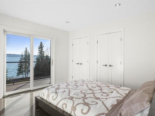 3205 Nelson Drive, Shuniah, ON - Indoor Photo Showing Bedroom