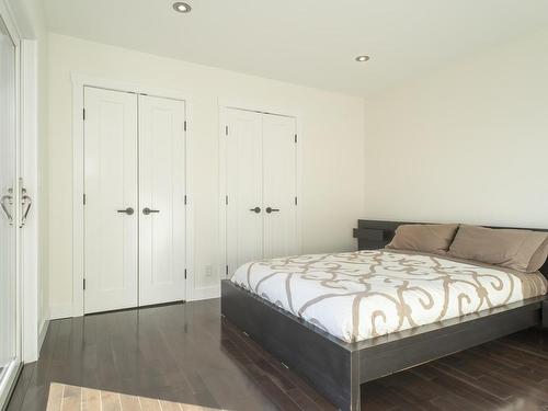 3205 Nelson Drive, Shuniah, ON - Indoor Photo Showing Bedroom