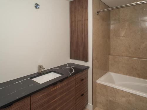 3205 Nelson Drive, Shuniah, ON - Indoor Photo Showing Bathroom