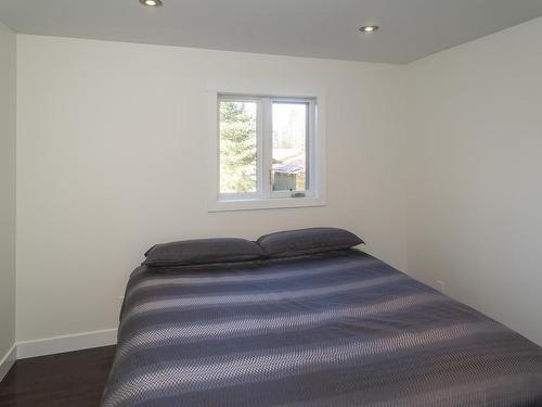 3205 Nelson Drive, Shuniah, ON - Indoor Photo Showing Bedroom