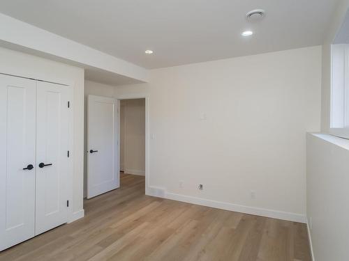 3205 Nelson Drive, Shuniah, ON - Indoor Photo Showing Other Room