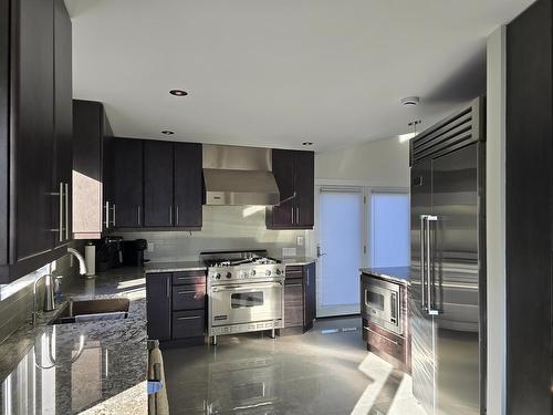 3205 Nelson Drive, Shuniah, ON - Indoor Photo Showing Kitchen