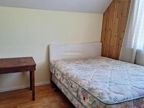 3 Starr Street, Atikokan, ON - Indoor Photo Showing Bedroom