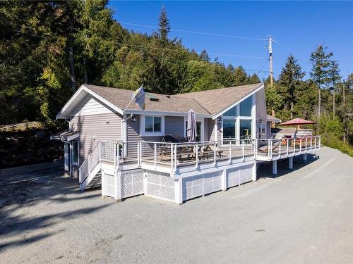 8475 Lisa Lane, Lantzville, BC 