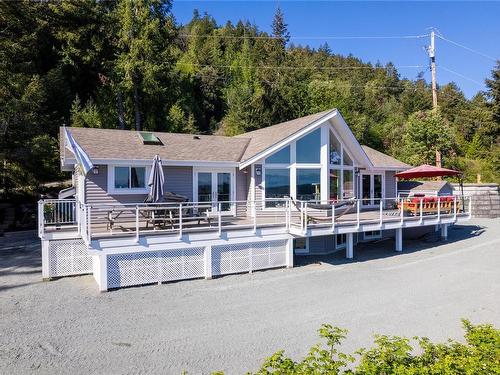 8475 Lisa Lane, Lantzville, BC 