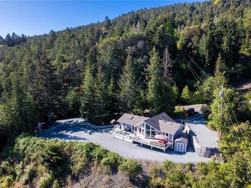 8475 Lisa Lane, Lantzville, BC 