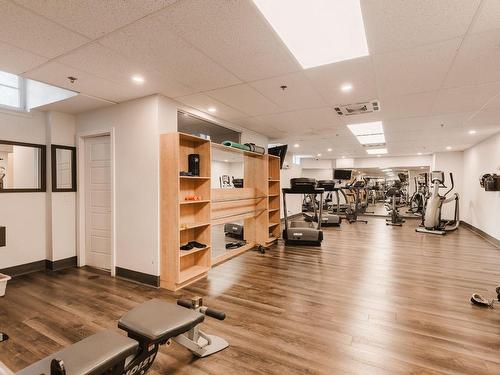 Exercise room - B35-3940 Ch. De La Côte-Des-Neiges, Montréal (Ville-Marie), QC - Indoor Photo Showing Gym Room