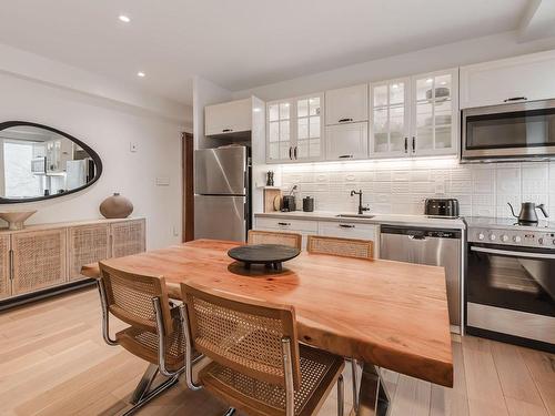 Kitchen - B35-3940 Ch. De La Côte-Des-Neiges, Montréal (Ville-Marie), QC - Indoor Photo Showing Kitchen