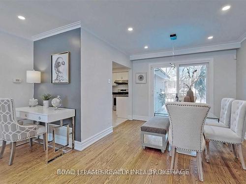 Upper-17 Baroness Cres, Toronto, ON - Indoor Photo Showing Dining Room