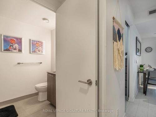 2815-19 Western Battery Rd, Toronto, ON - Indoor Photo Showing Bathroom