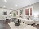 6 Conklin Cres, Aurora, ON  - Indoor Photo Showing Living Room 