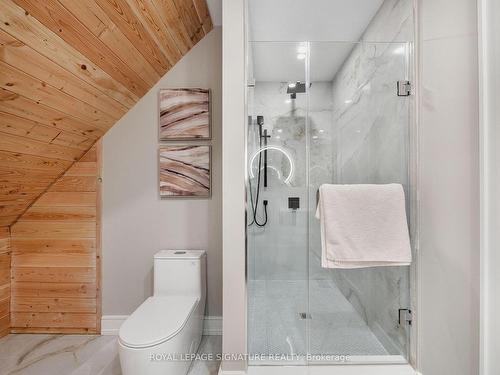 6 Conklin Cres, Aurora, ON - Indoor Photo Showing Bathroom