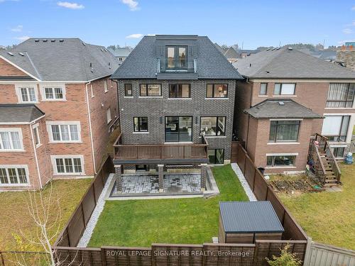 6 Conklin Cres, Aurora, ON - Outdoor