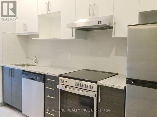 122 - 77 Leland Street, Hamilton, ON - Indoor Photo Showing Kitchen With Upgraded Kitchen