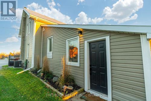 112 Nappadale Street, Kawartha Lakes (Woodville), ON - Outdoor