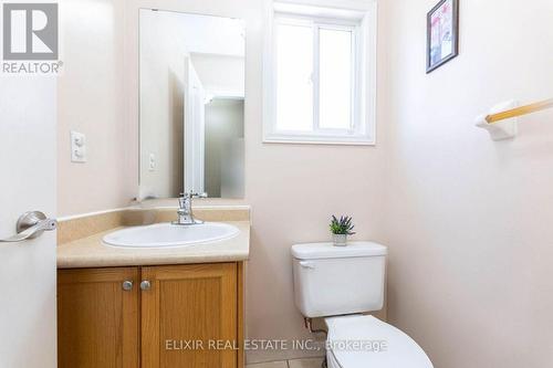 14 Passfield Trail, Brampton, ON - Indoor Photo Showing Bathroom