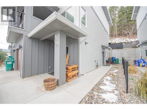 2080 Mountain View Avenue Unit# 120, Lumby, BC - Outdoor