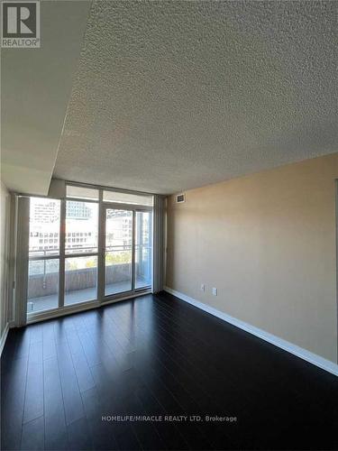 847 - 10 Capreol Court, Toronto, ON - Indoor Photo Showing Other Room