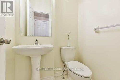 104 Evershot Crescent, Markham, ON - Indoor Photo Showing Bathroom