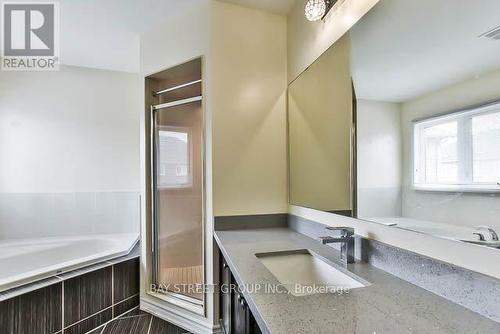 104 Evershot Crescent, Markham, ON - Indoor Photo Showing Bathroom