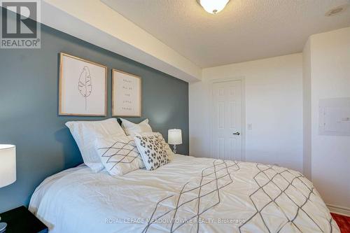 431 - 700 Humberwood Boulevard, Toronto, ON - Indoor Photo Showing Bedroom