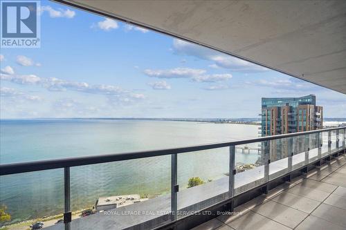 370 Martha Street S, Burlington, ON - Outdoor With Body Of Water With Balcony With View