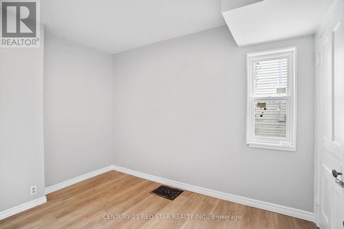 5082 St. Lawrence Avenue, Niagara Falls, ON - Indoor Photo Showing Other Room