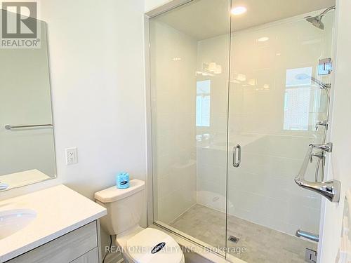 42 Misthollow Crescent, Markham, ON - Indoor Photo Showing Bathroom