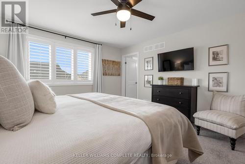 7 Mcfarland Street, Thorold (562 - Hurricane/Merrittville), ON - Indoor Photo Showing Bedroom