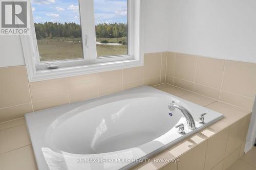 337 Moody Street, Southgate, ON - Indoor Photo Showing Bathroom