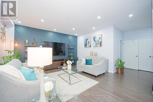 51 Burgess Crescent, Brantford, ON - Indoor Photo Showing Living Room