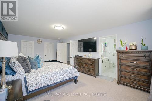 51 Burgess Crescent, Brantford, ON - Indoor Photo Showing Bedroom