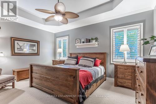 22 Martha Court, Pelham, ON - Indoor Photo Showing Bedroom