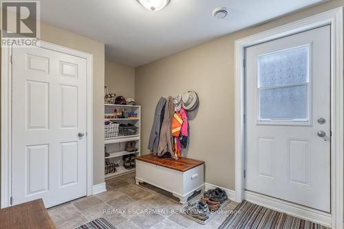 22 Martha Court, Pelham, ON - Indoor Photo Showing Other Room