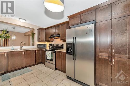 3121 Burritts Rapids Place, Ottawa, ON - Indoor Photo Showing Kitchen With Double Sink