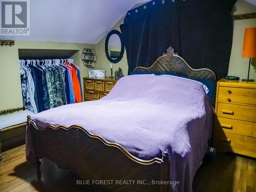 30155 Celtic Line, Dutton/Dunwich (Dutton), ON - Indoor Photo Showing Bedroom