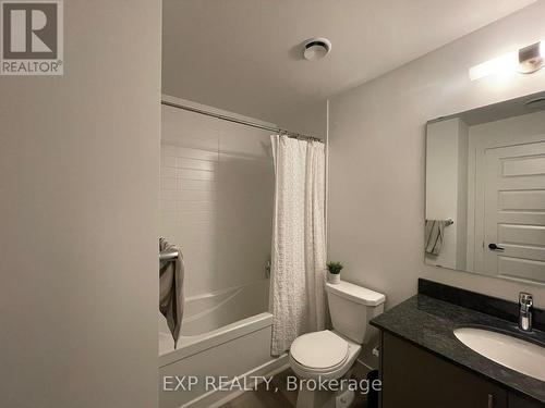 408 - 107 Roger Street, Waterloo, ON - Indoor Photo Showing Bathroom