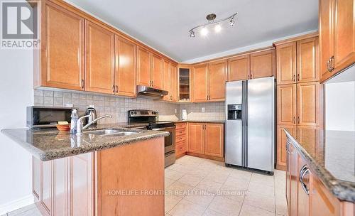 8 Campi Road, Vaughan, ON - Indoor Photo Showing Kitchen With Double Sink