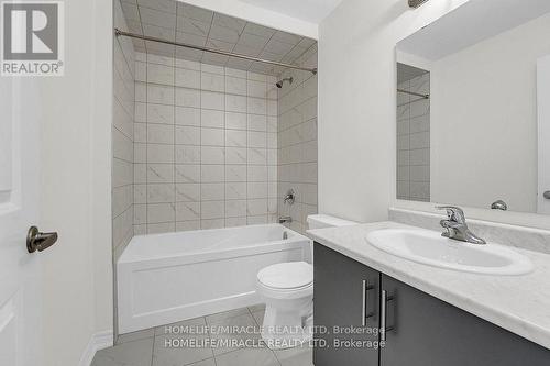 150 Sonoma Lane, Hamilton, ON - Indoor Photo Showing Bathroom