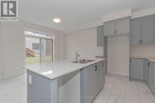 129 Henshaw Drive, Erin, ON - Indoor Photo Showing Kitchen With Double Sink