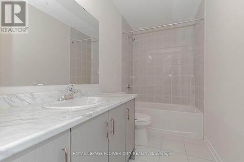 129 Henshaw Drive, Erin, ON - Indoor Photo Showing Bathroom