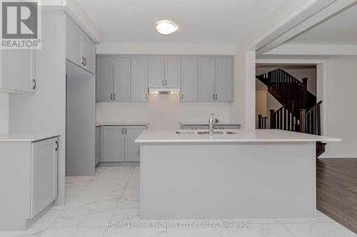 129 Henshaw Drive, Erin, ON - Indoor Photo Showing Kitchen