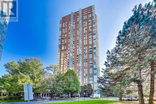 502 - 5 Concorde Place, Toronto, ON - Outdoor With Facade