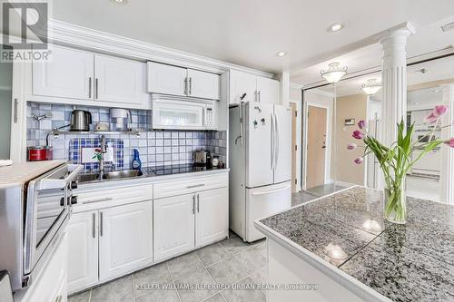 502 - 5 Concorde Place, Toronto, ON - Indoor Photo Showing Kitchen With Double Sink