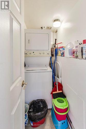 502 - 5 Concorde Place, Toronto, ON - Indoor Photo Showing Laundry Room