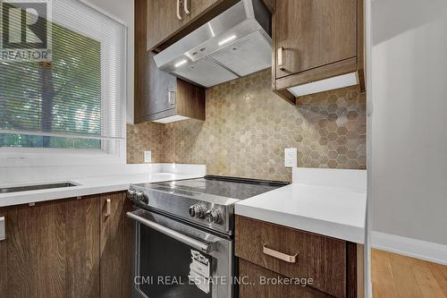 75 Kenilworth Avenue, Toronto, ON - Indoor Photo Showing Kitchen