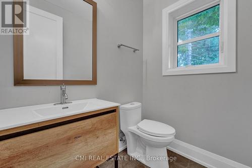 75 Kenilworth Avenue, Toronto, ON - Indoor Photo Showing Bathroom