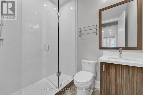 75 Kenilworth Avenue, Toronto, ON - Indoor Photo Showing Bathroom